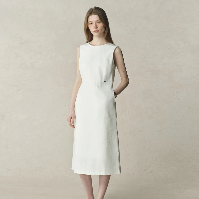 【亚麻】Eland衣恋高智感圆领纯色简约透气无袖连衣裙女EEOWF24M01