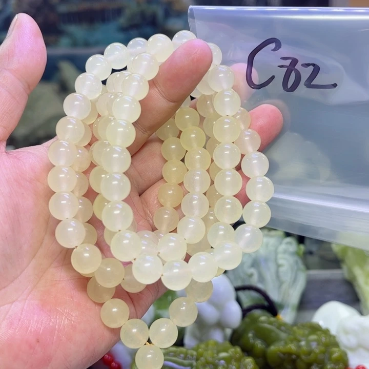 蛇纹石玉颈饰未镶嵌蒙*马