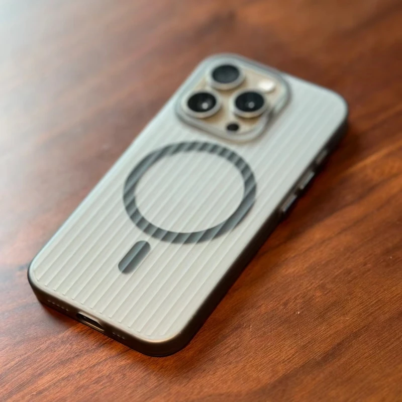 肤感瓦楞条纹适用苹果16ProMax磁吸磨砂iphone15/14/13防摔手机壳
