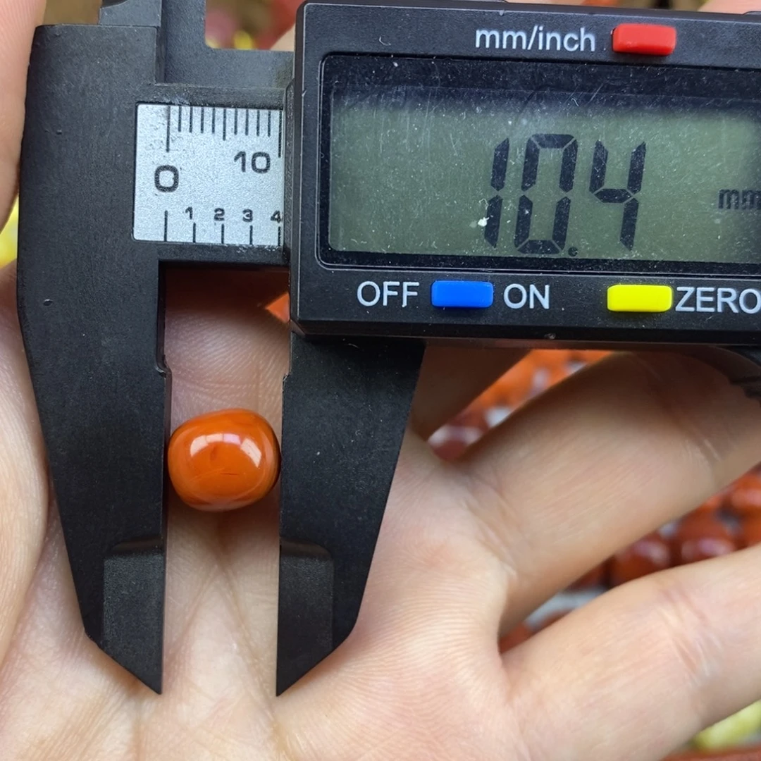 榜****南红玛瑙未镶嵌单珠10mm