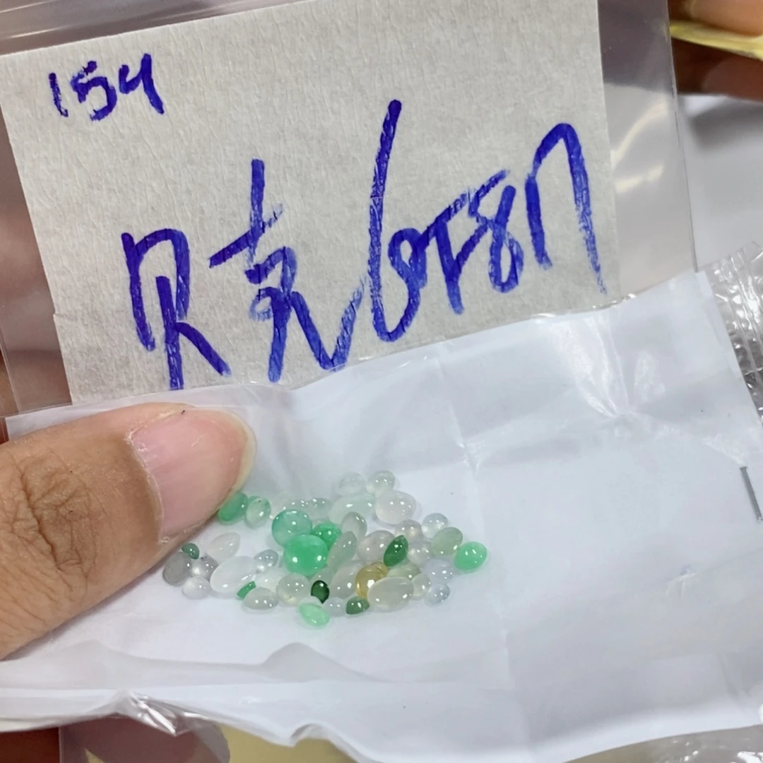 贝***子定制翡翠未镶嵌不