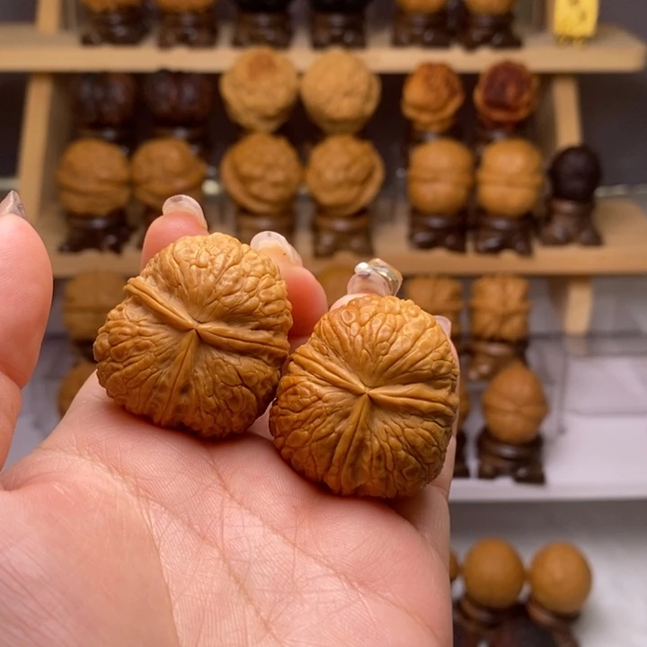 文玩核桃吊坠35小三炸Y25