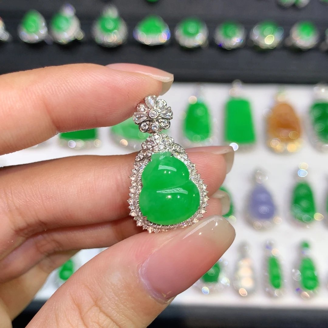 翡翠18K金镶嵌吊坠(不含链)