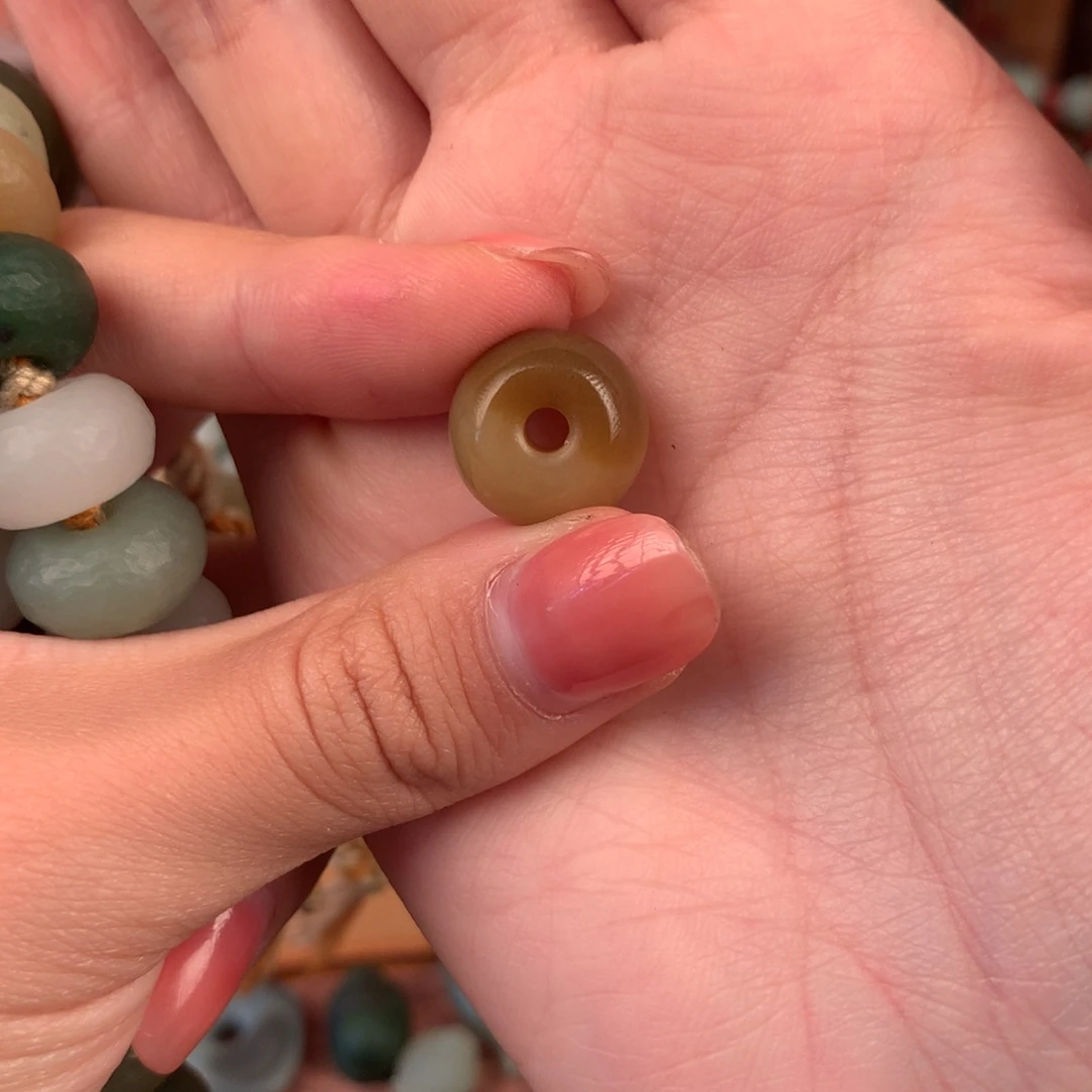 和田玉（糖玉）未镶嵌颈饰昊*