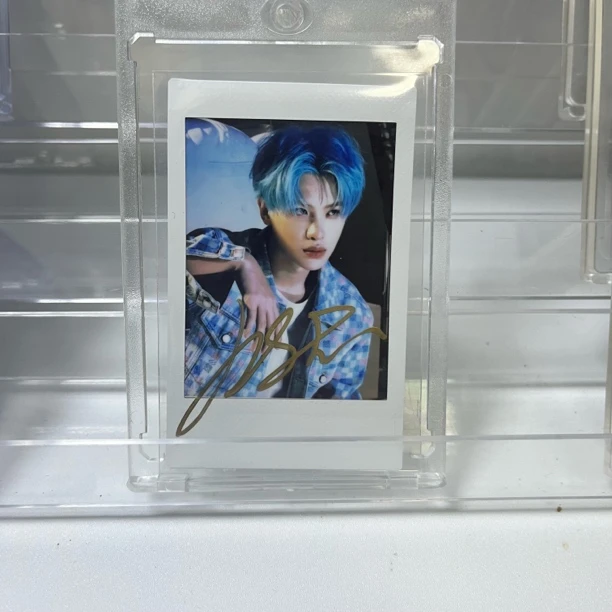 P1794【黄明昊】正品拍立得照片 白边