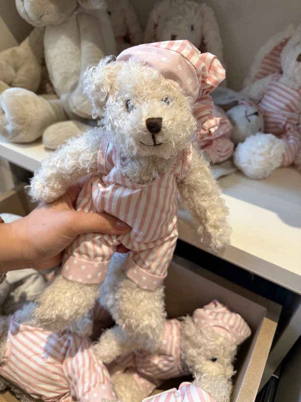 老莫专属睡觉熊玩偶