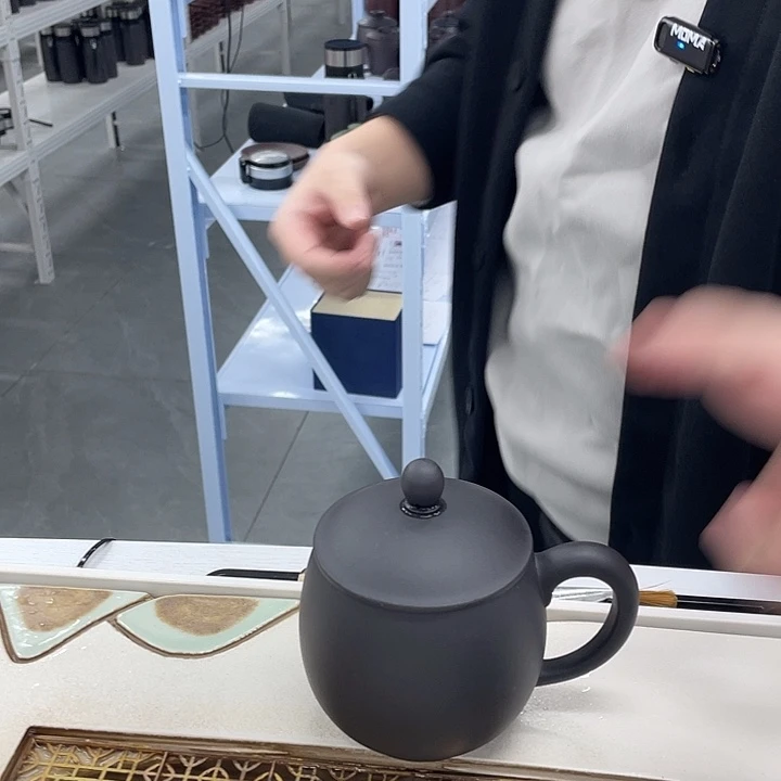 茶杯紫砂石黄小龙蛋盖杯
