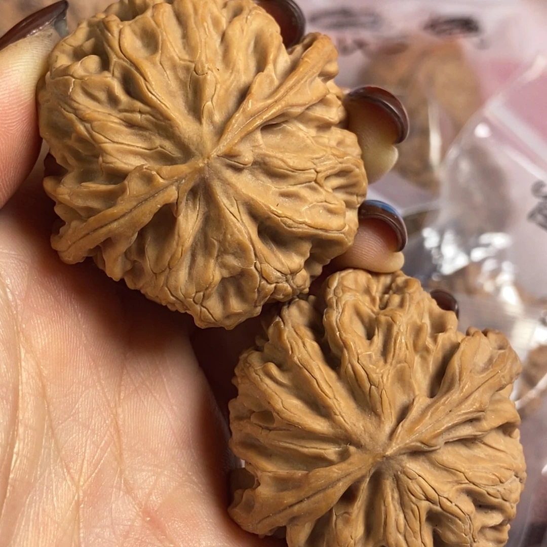 吊坠文玩核桃43苹果园350