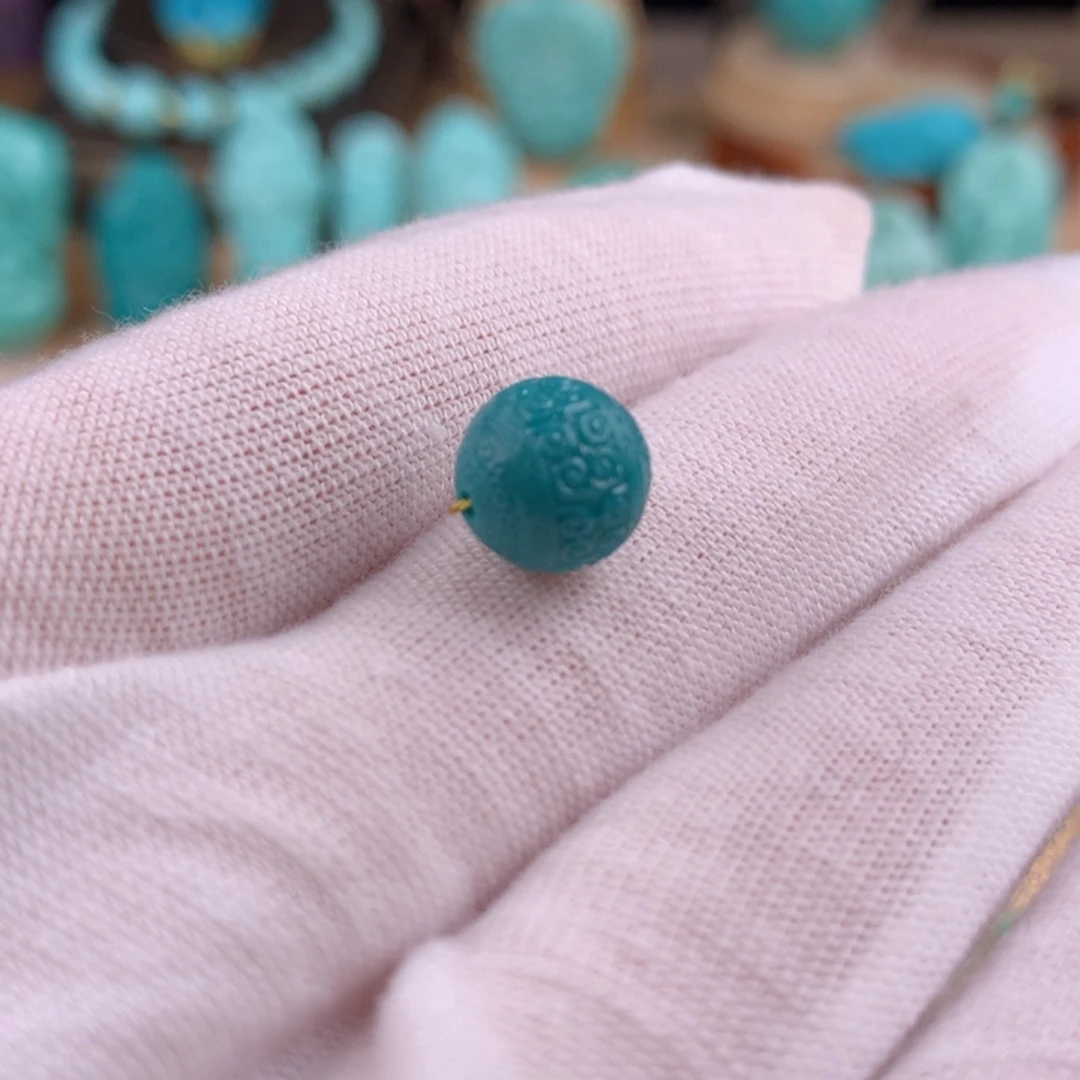 绿松石未镶嵌回纹圆珠卡9.5