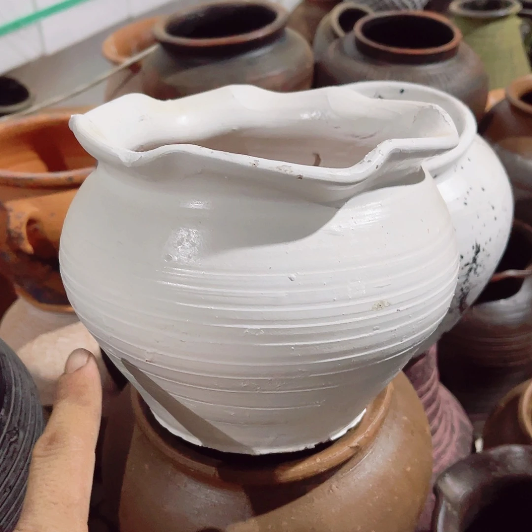 带孔口径18高度16微瑕