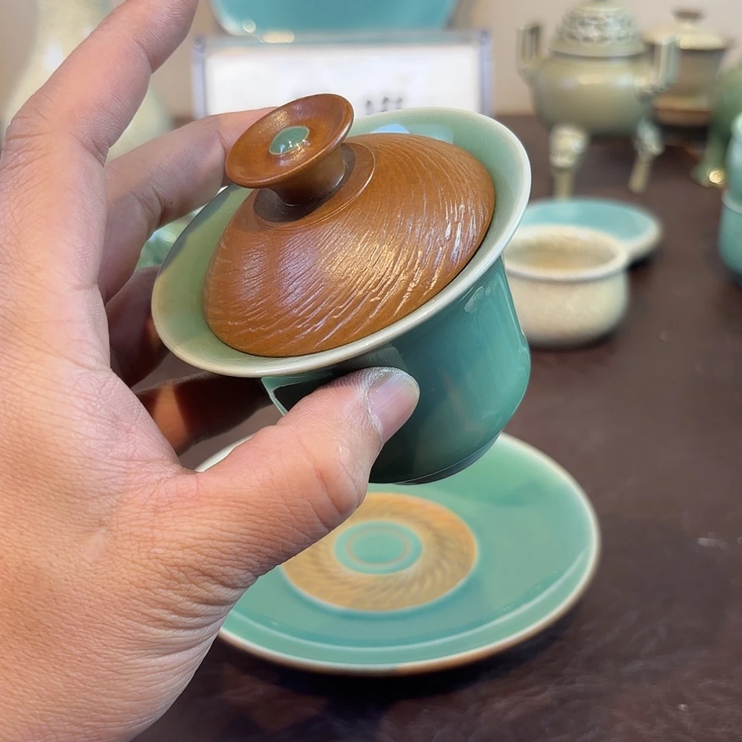 瓷片龙泉青瓷福利青瓷