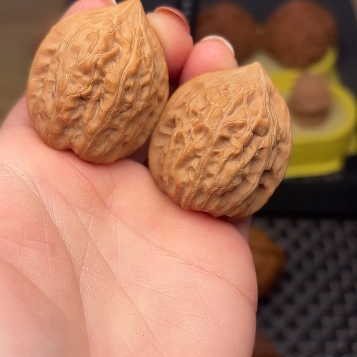 吊坠文玩核桃35野生鸡心