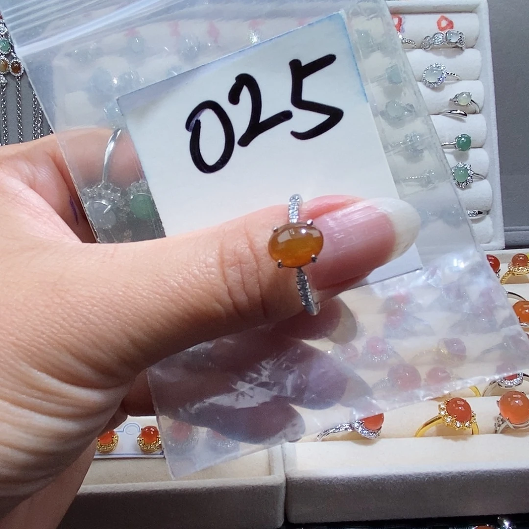 翡翠未镶嵌戒指缅甸