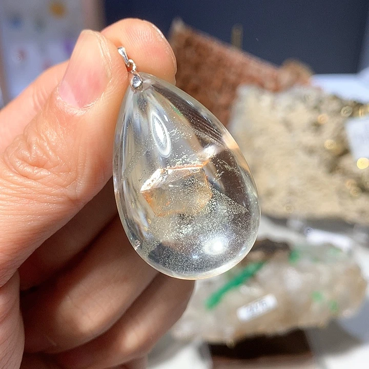 水晶颈饰未镶嵌小*水晶吊坠925