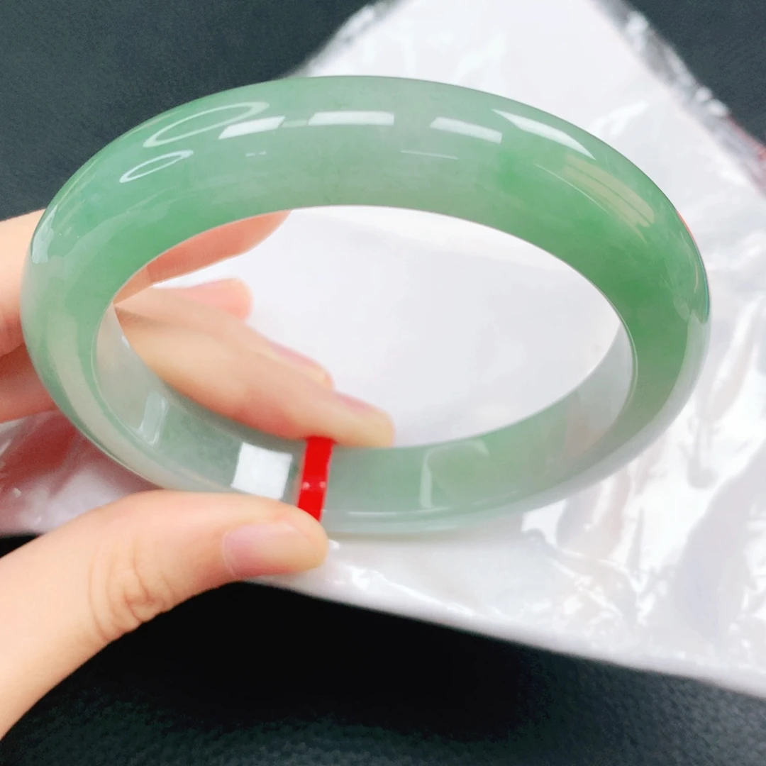 翡翠未镶嵌手镯61圈口