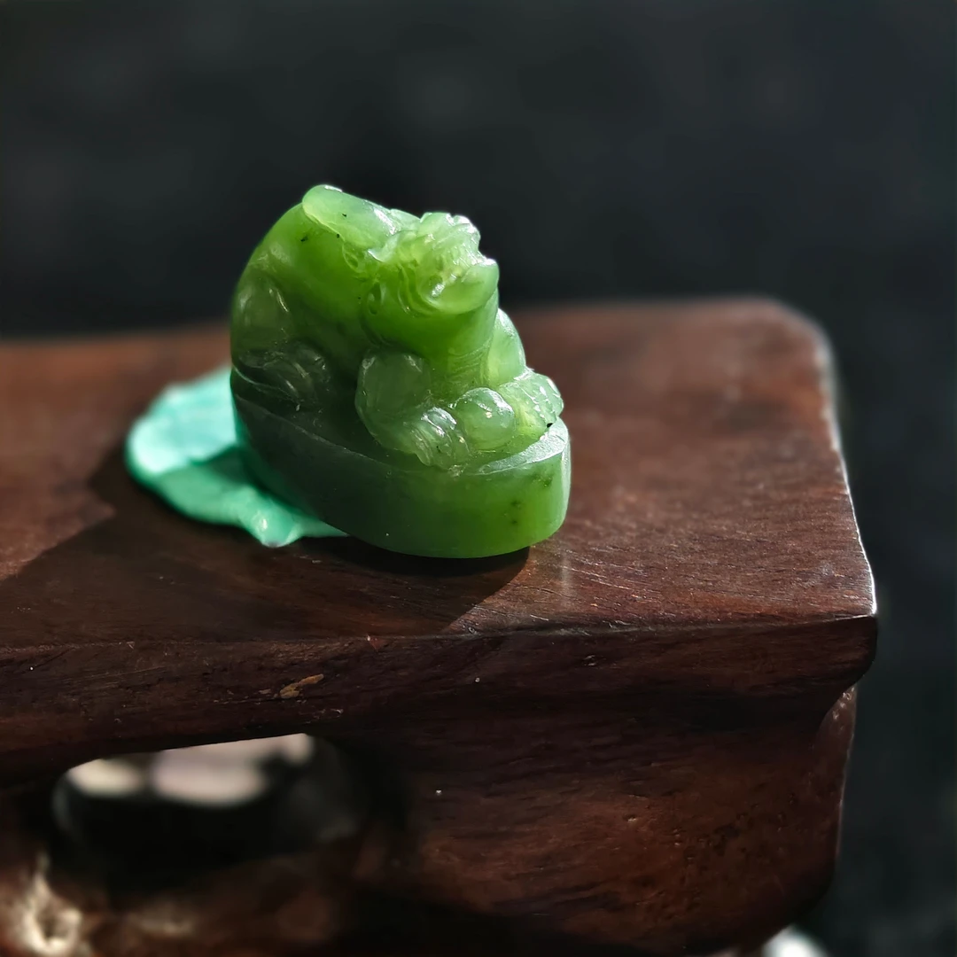 和田玉碧玉瑞兽6608Z