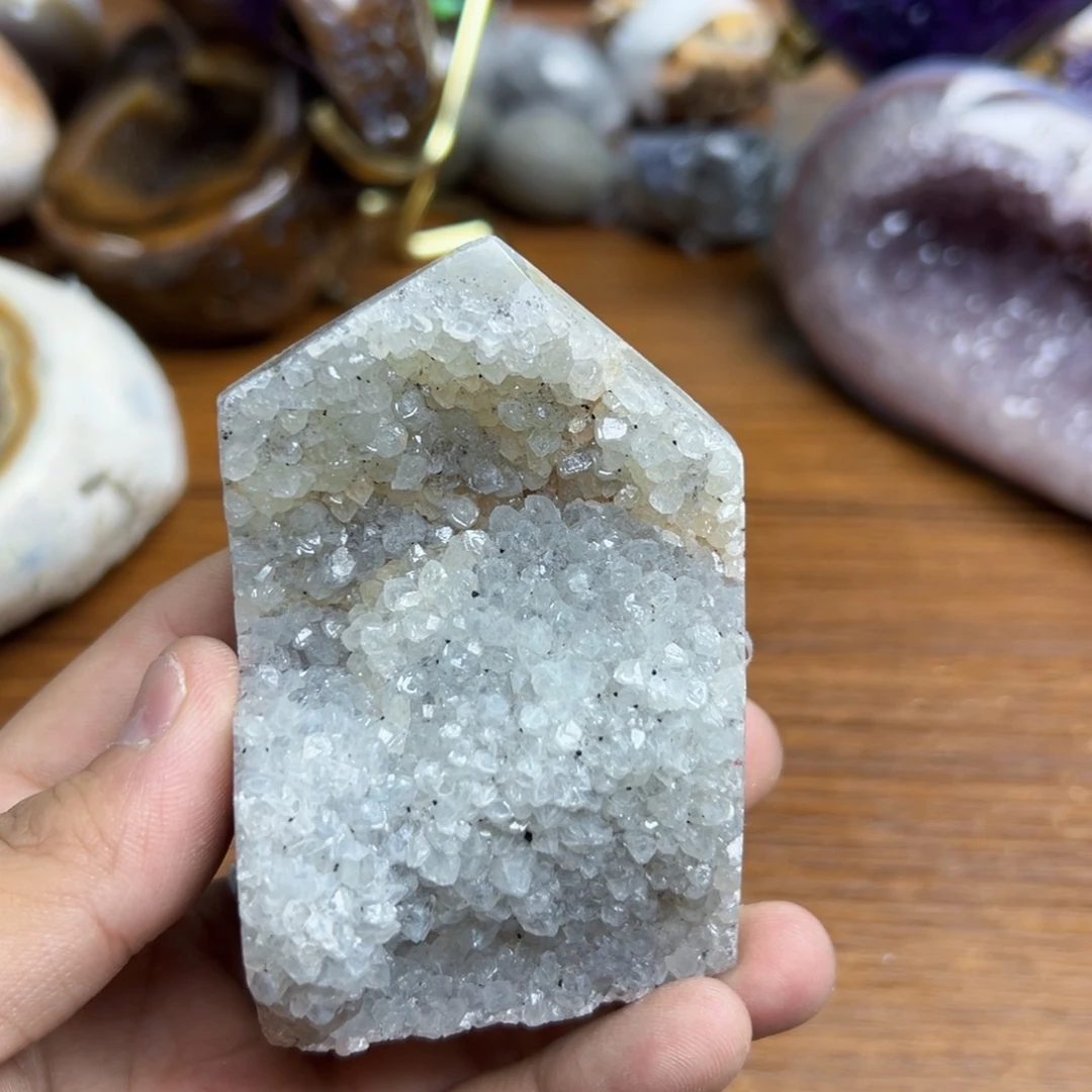 水晶大型摆件（非配饰）未镶嵌