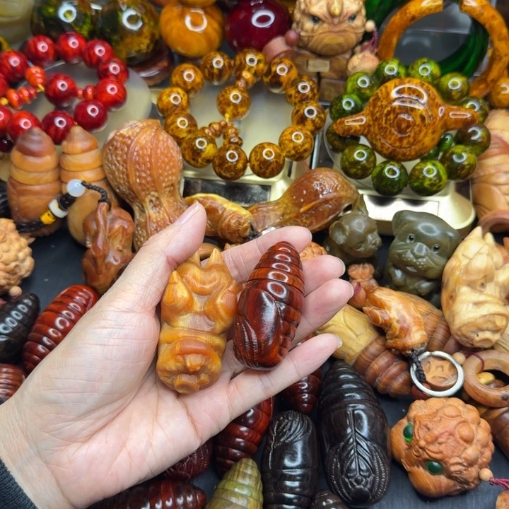 知***8松木琥珀木文玩手串