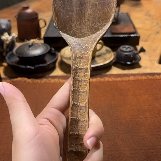 景德镇鱼和熊手工陶艺