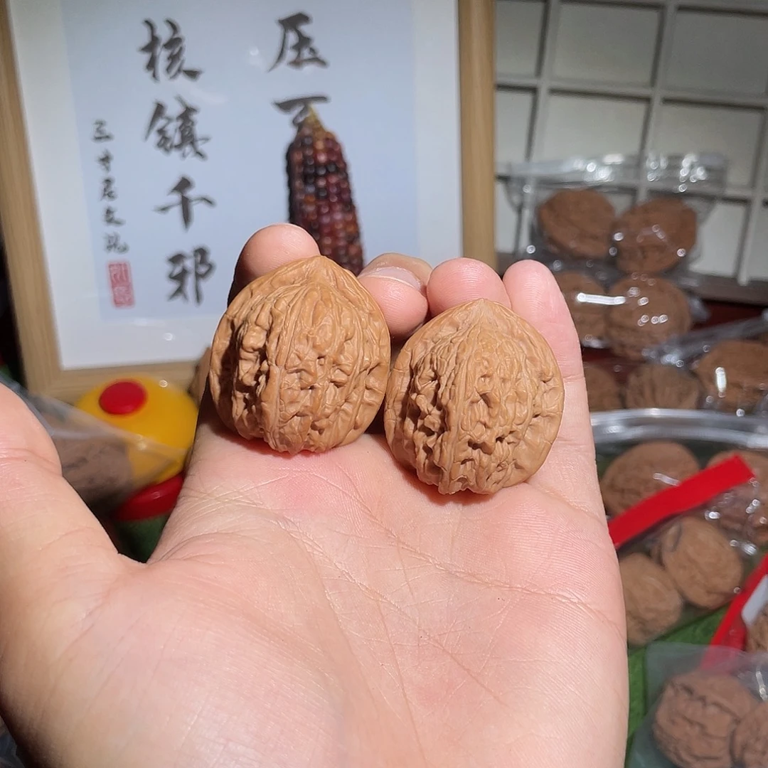 把件文玩核桃34.5货头赤龙鸡心