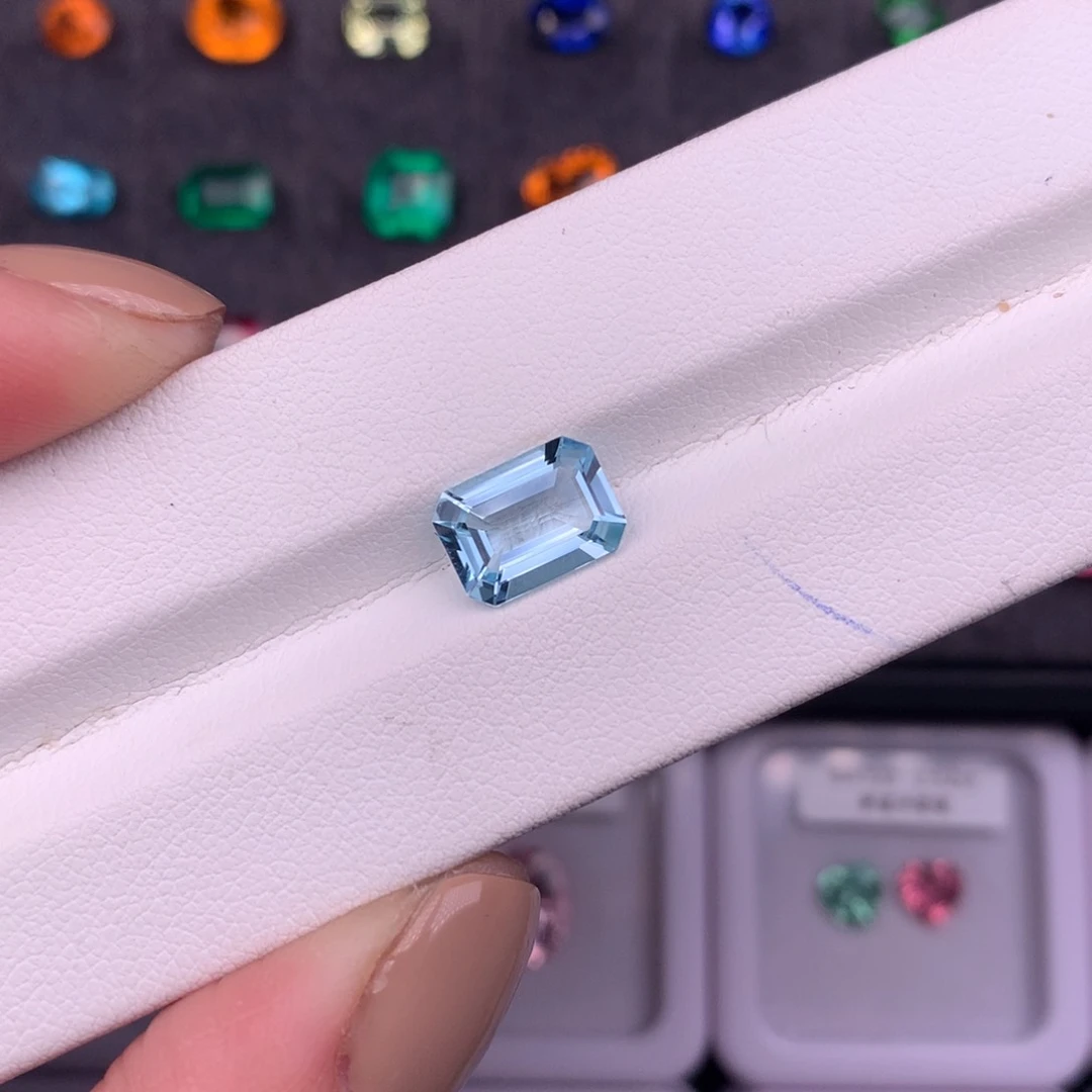 海蓝宝石裸石未镶嵌2.04ct圣玛利亚全净无暇GRC