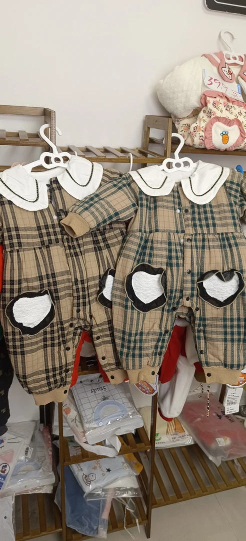 女宝100克恒温洋气外出服