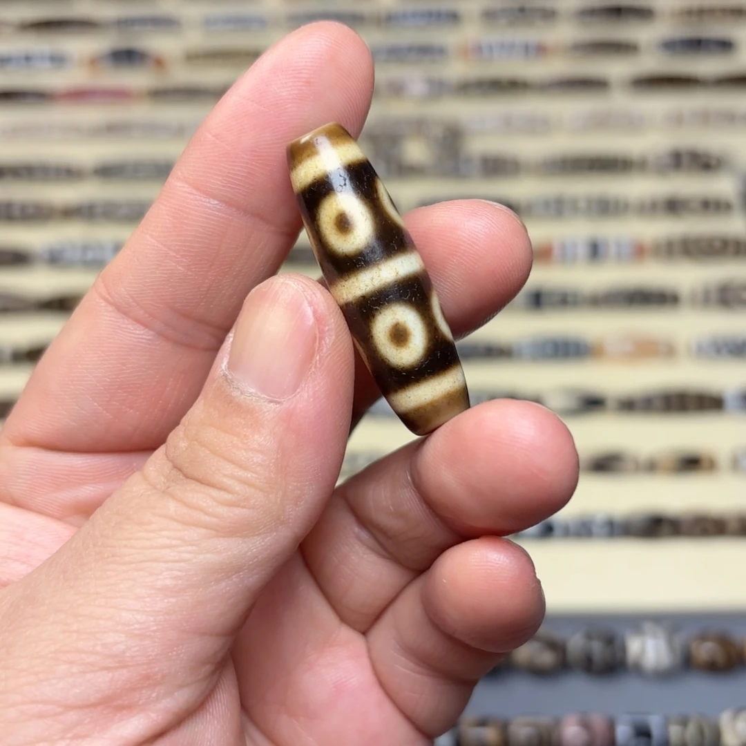 玛瑙/玉髓颈饰未镶嵌敖**乐