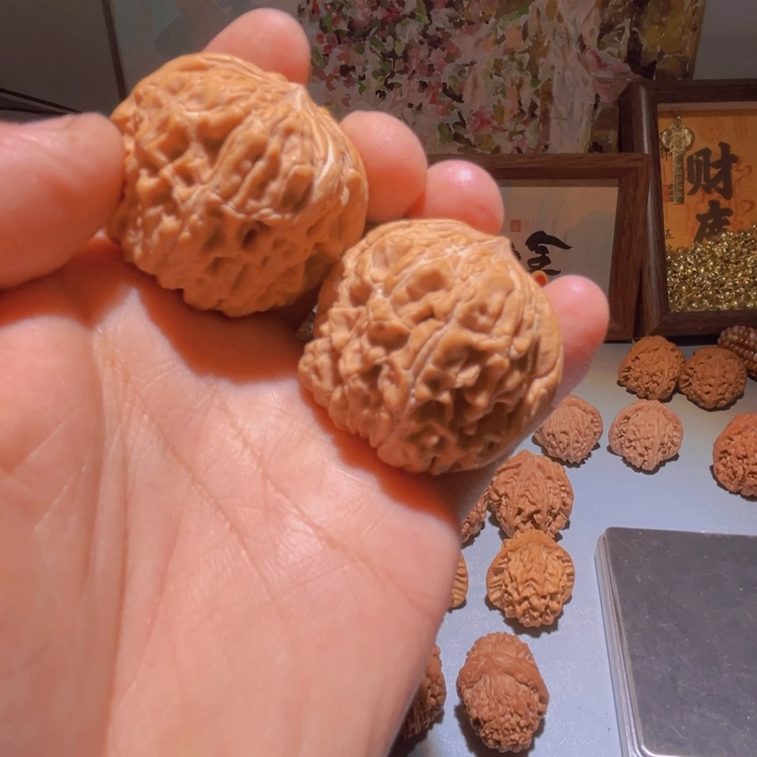 瑞麟文玩核桃闷墩