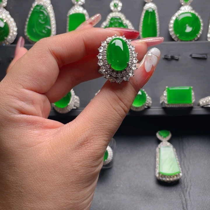 翡翠戒指银S925镶嵌翡翠吊坠