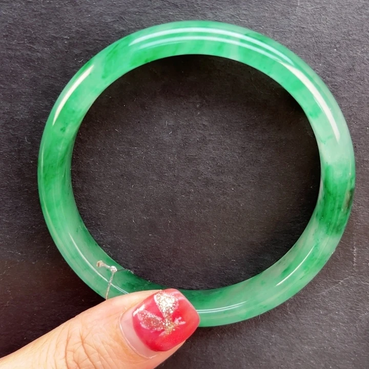 石英质玉手镯未镶嵌桃***、