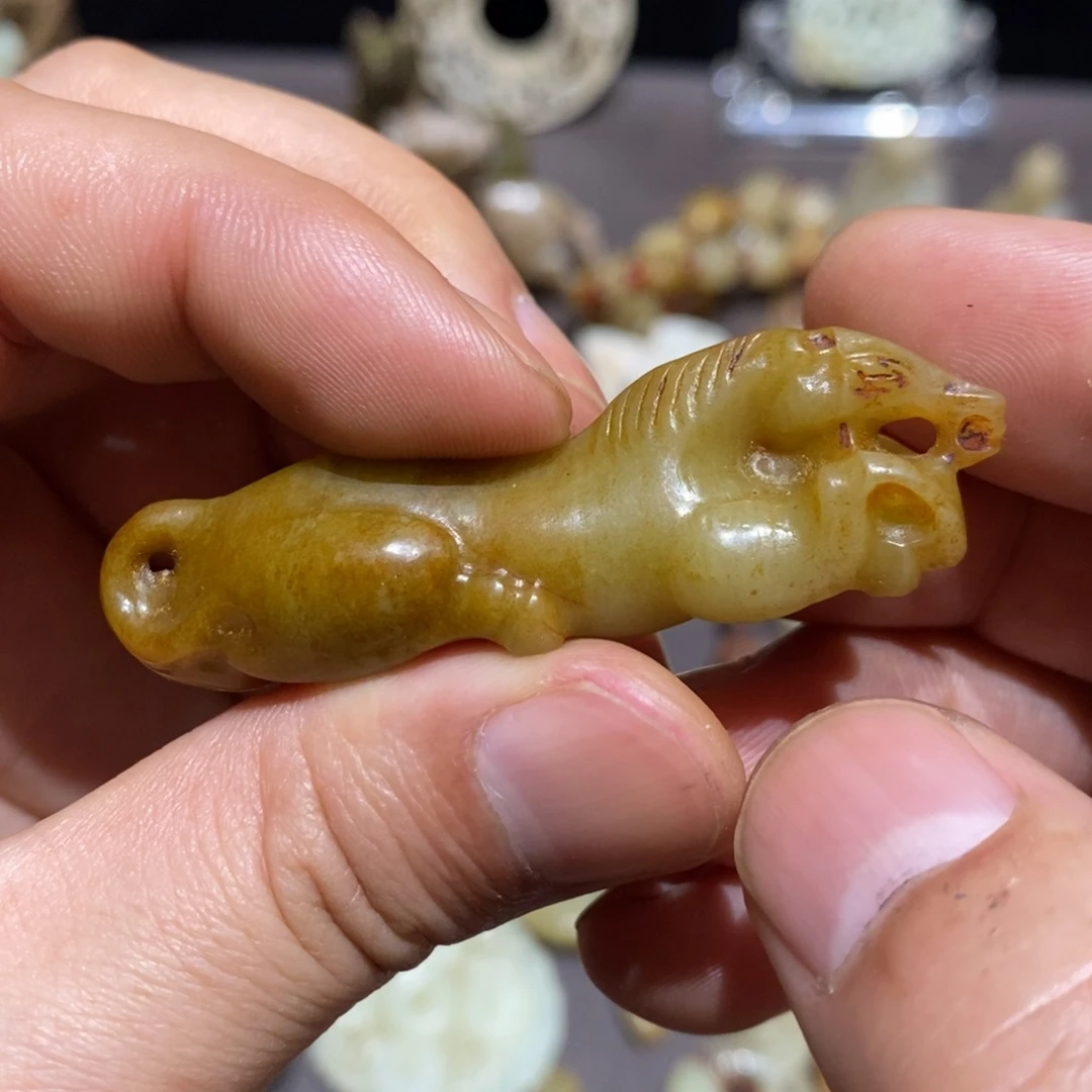 和田玉（糖玉）未镶嵌颈饰