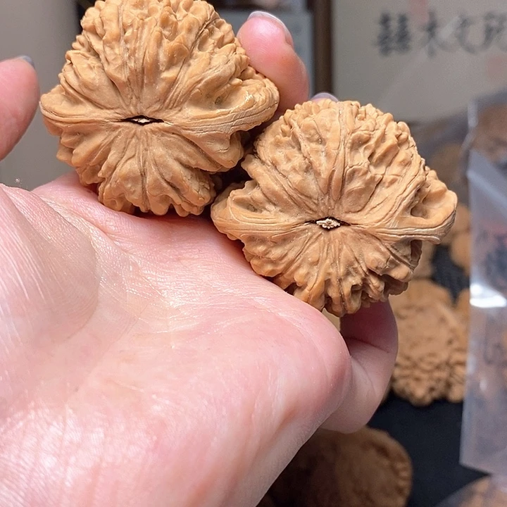 文玩核桃吊坠宽*11111111111