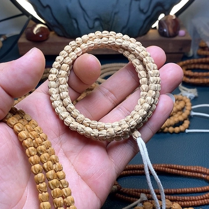 柏香籽/百香籽吊坠