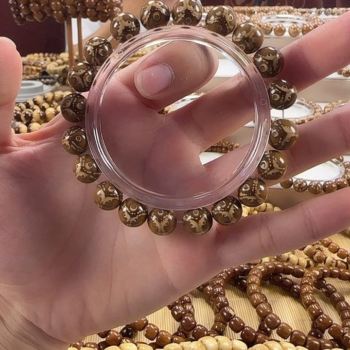 旧***猫紫金鼠手串半实心熊猫