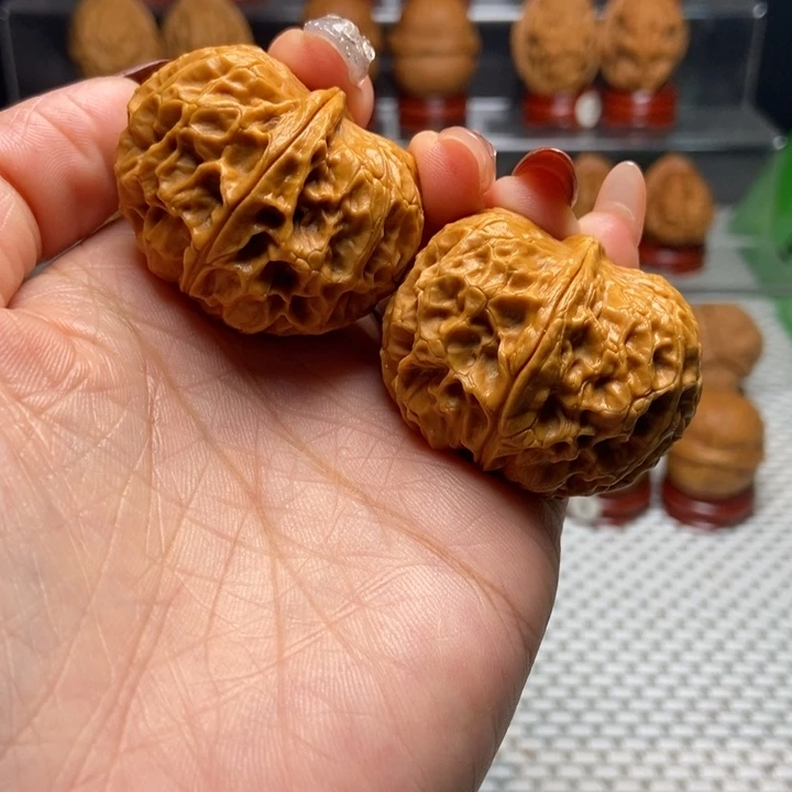 文玩核桃把件7玲珑绣球