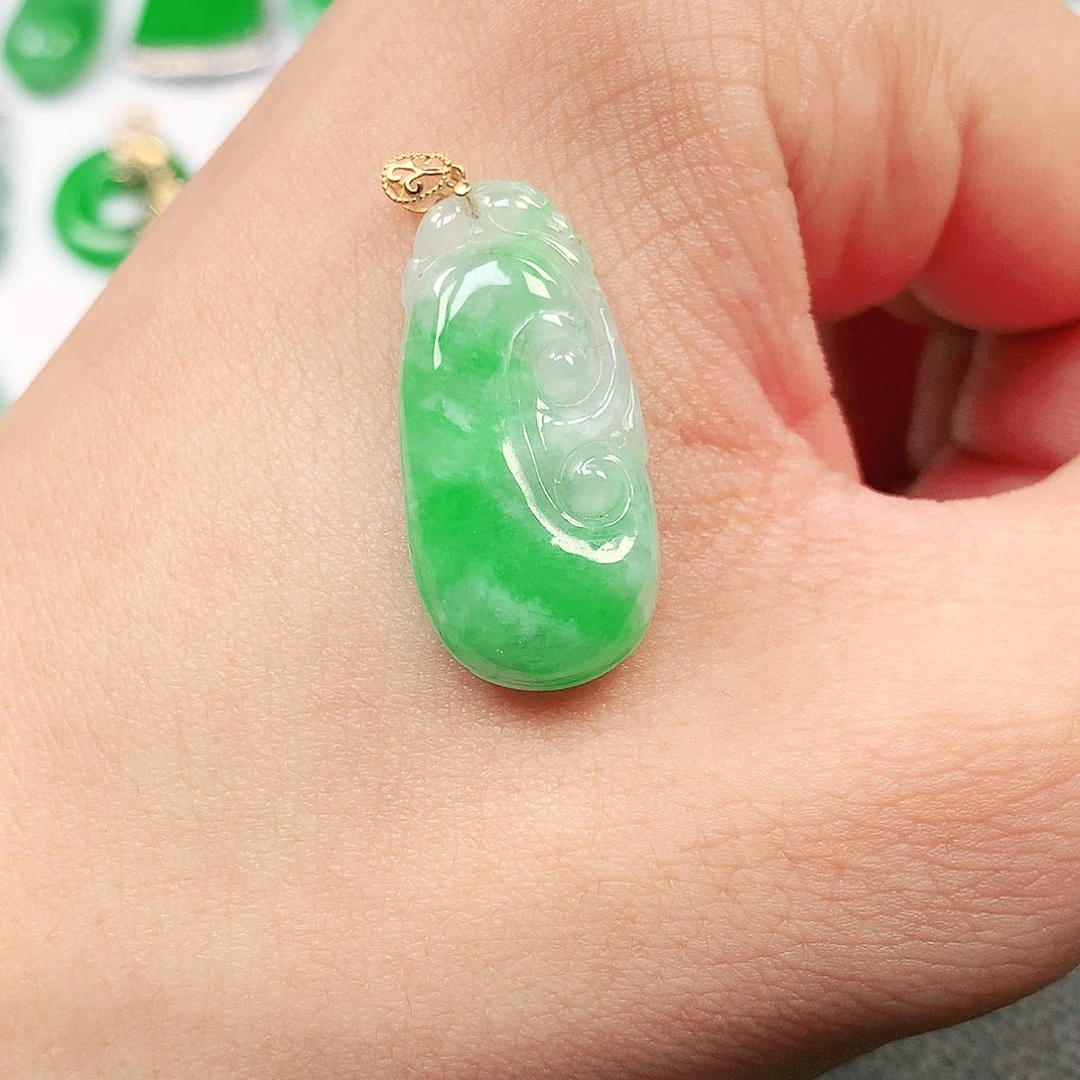 吊坠(不含链)18K金镶嵌翡翠