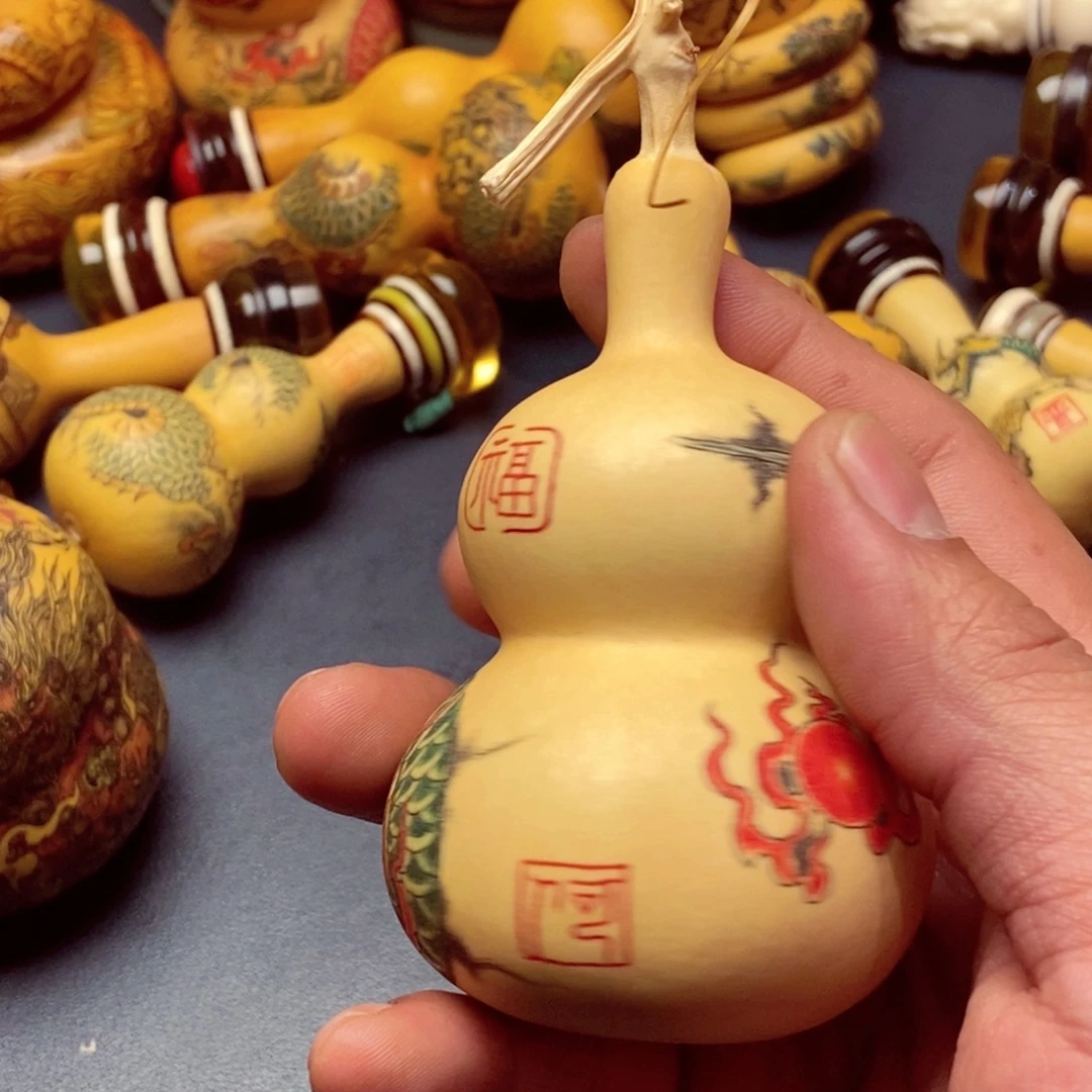 Y***e有机玻璃精品品牌设计理念