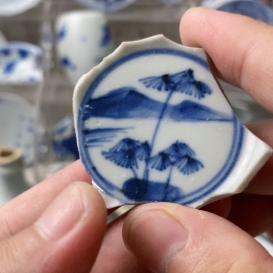瓷片现代工艺品青花瓷片
