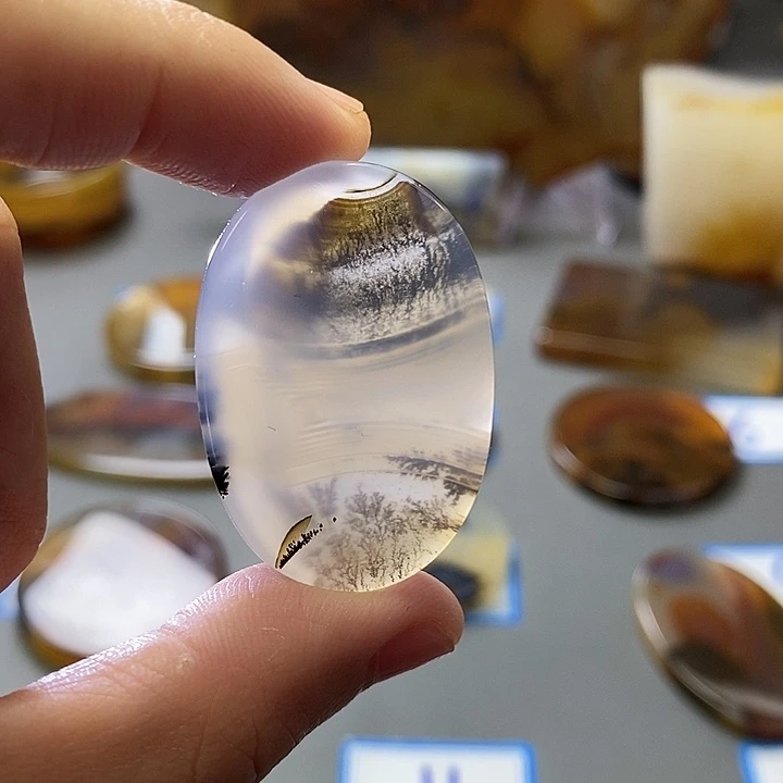 玛瑙/玉髓未镶嵌珠宝半成品83