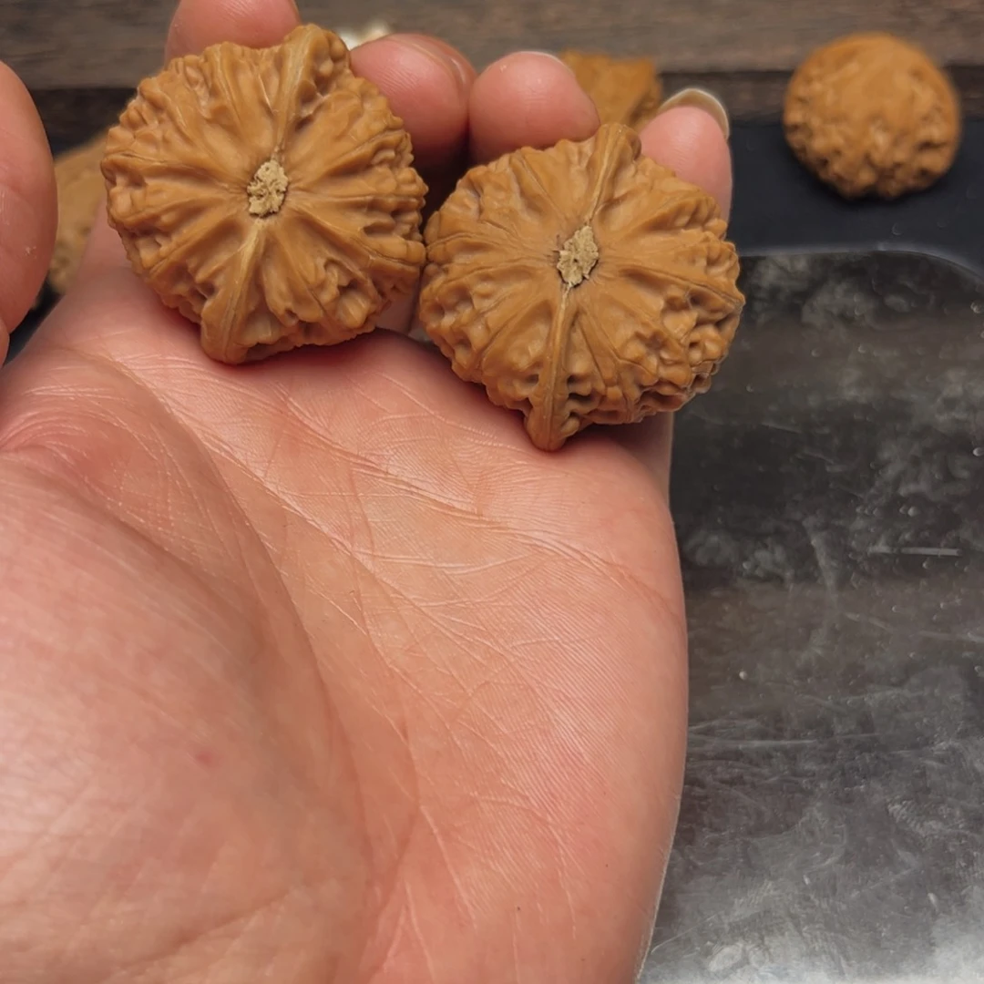 文玩核桃吊坠起*了40玉玺宫灯