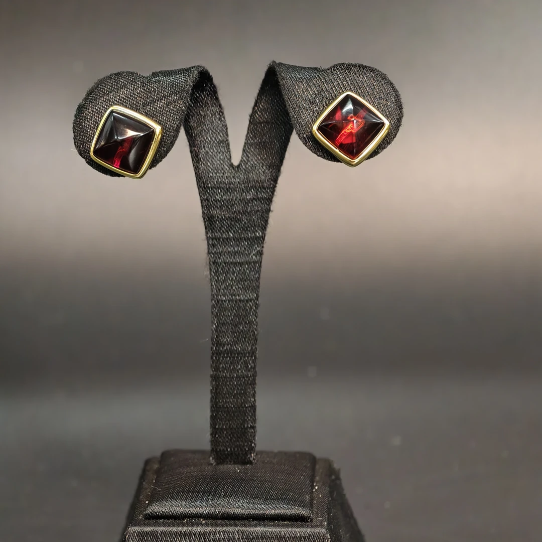 【MIYA】琥珀耳钉珠径11*11