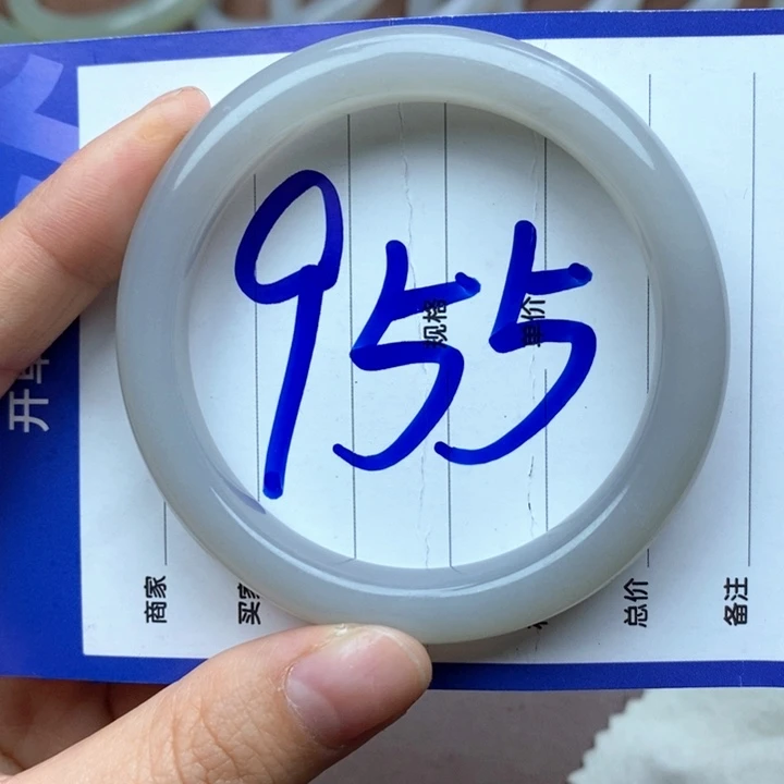和田玉未镶嵌手镯55