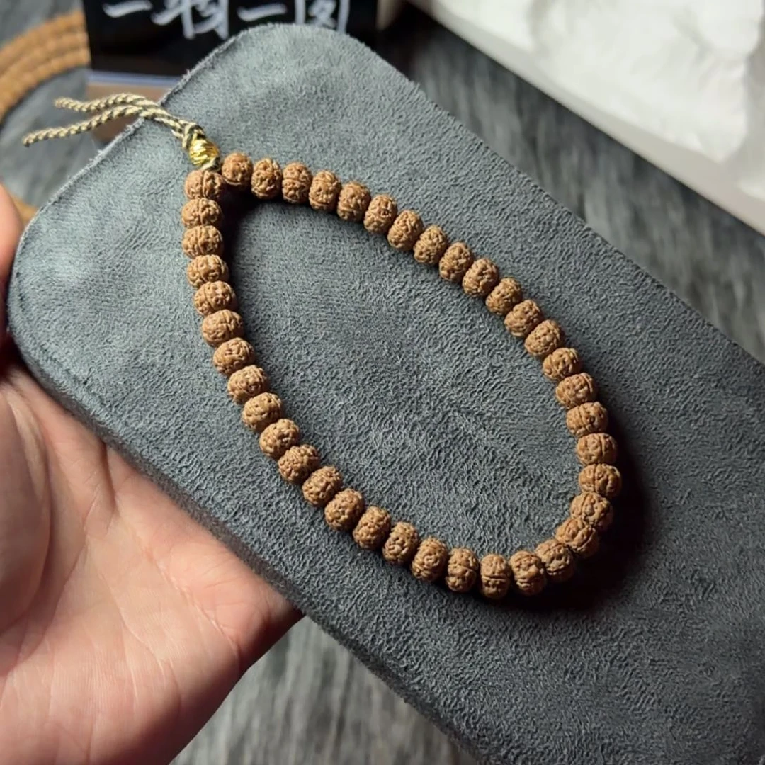 家***销金刚菩提吊坠乌里达老树王手持头货