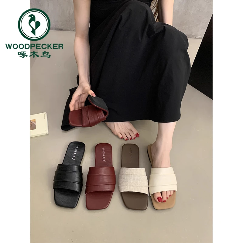 啄木鸟韩系褶皱软皮拖鞋女外穿夏季平底度假沙滩鞋仙女风一字凉拖