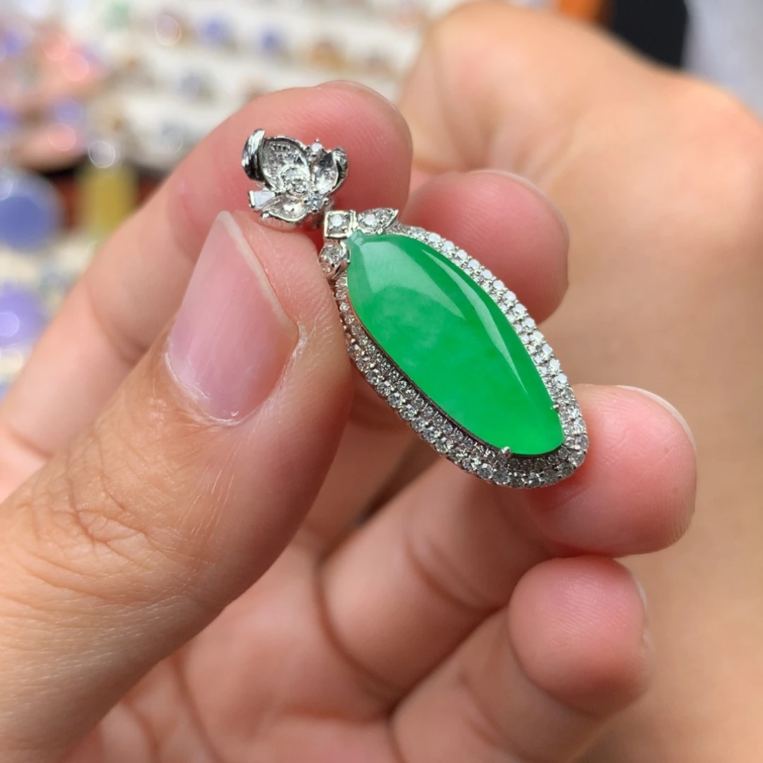 翡翠18K金镶嵌吊坠(不含链)