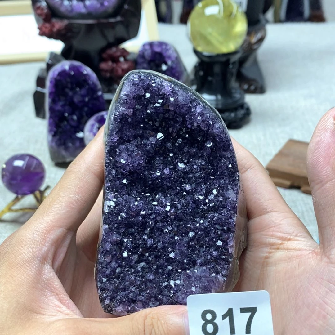 未镶嵌水晶大型摆件（非配饰）