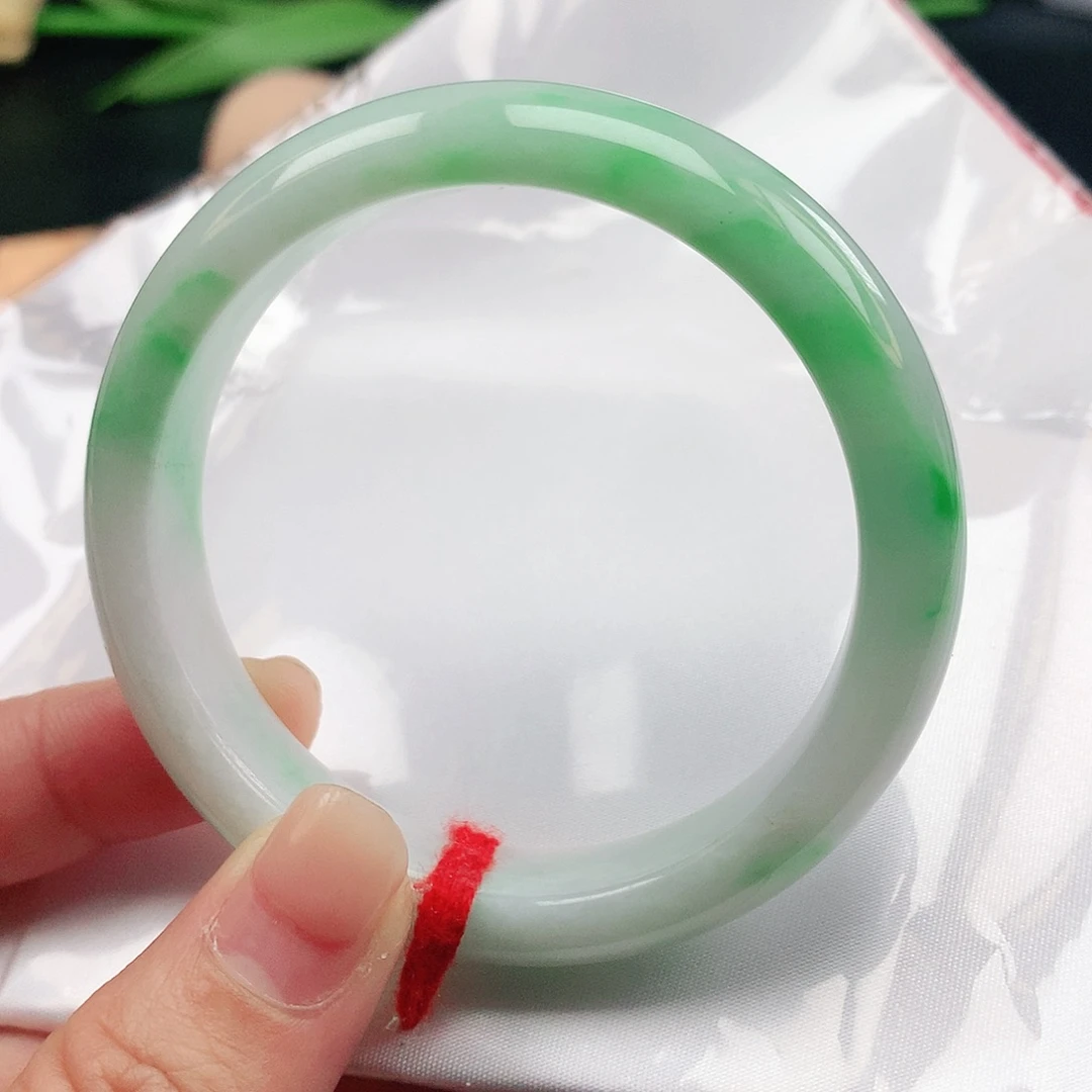 翡翠手镯未镶嵌55圈2448
