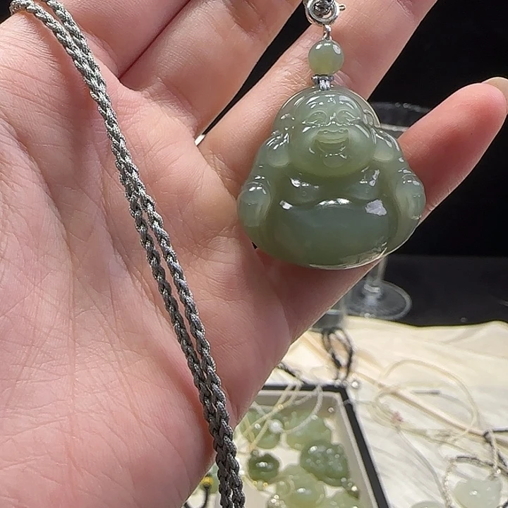 和田玉（糖玉）未镶嵌颈饰