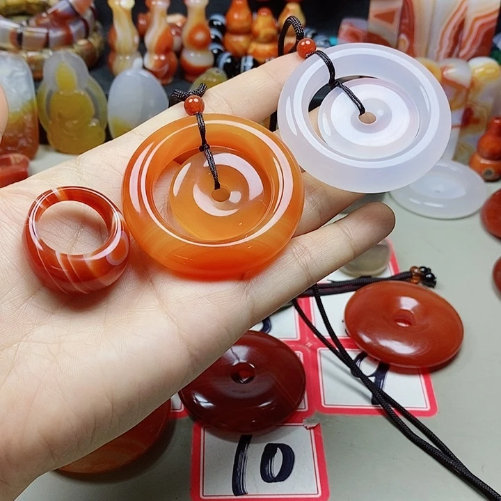 未镶嵌吊坠(不含链)玛瑙/玉髓石**意