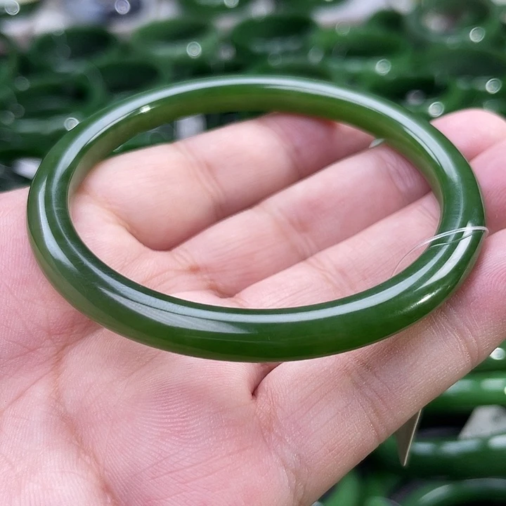 未镶嵌手镯和田玉（碧玉）